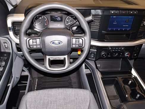 Certified 2024 Ford F450 XLT w/ 360-Degree Camera Package image 21