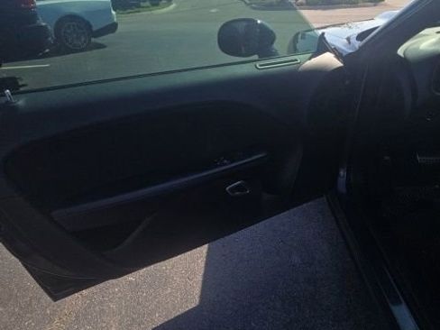 Used 2019 Dodge Challenger R/T w/ Driver Convenience Group image 17