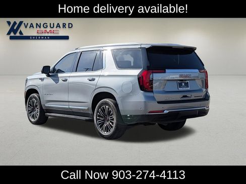 Used 2025 GMC Yukon Elevation w/ Elevation Premium Package AWD/4WD image 6