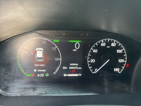 Used 2023 Honda CR-V Sport image 12