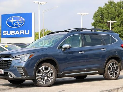 Certified 2023 Subaru Ascent Touring AWD/4WD image 2