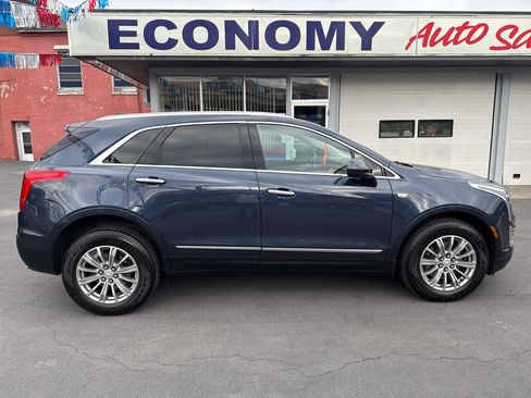 Used 2019 Cadillac XT5 Luxury AWD/4WD image 2