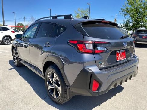 Used 2025 Subaru Crosstrek 2.0i Premium AWD/4WD image 3