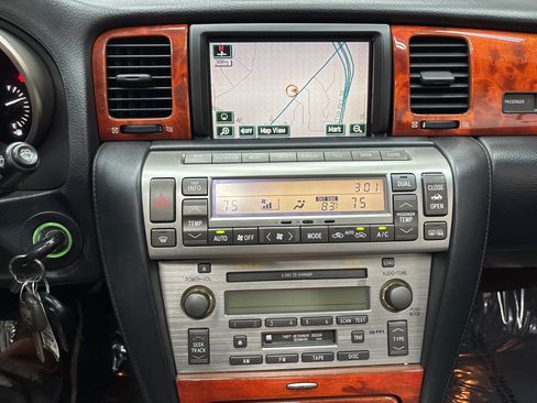 Used 2006 Lexus SC 430 Convertible RWD image 29