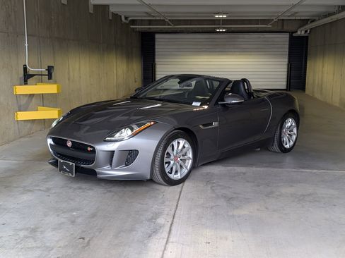 Used 2016 Jaguar F-TYPE Convertible image 1