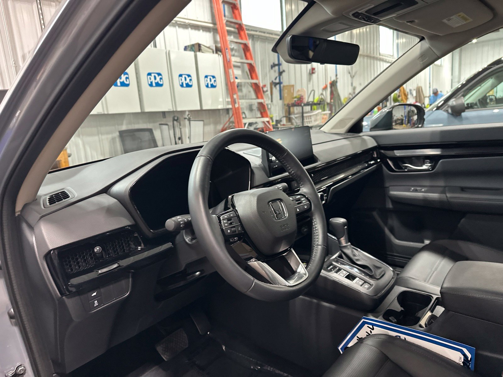 Used 2024 Honda CR-V EX-L image 13