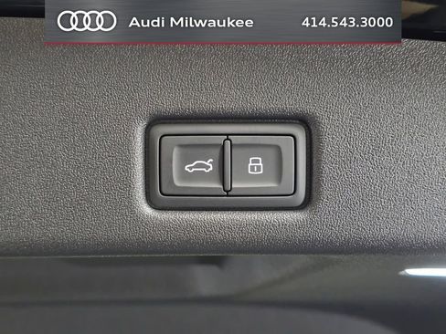 New 2026 Audi SQ5 Premium Plus image 10