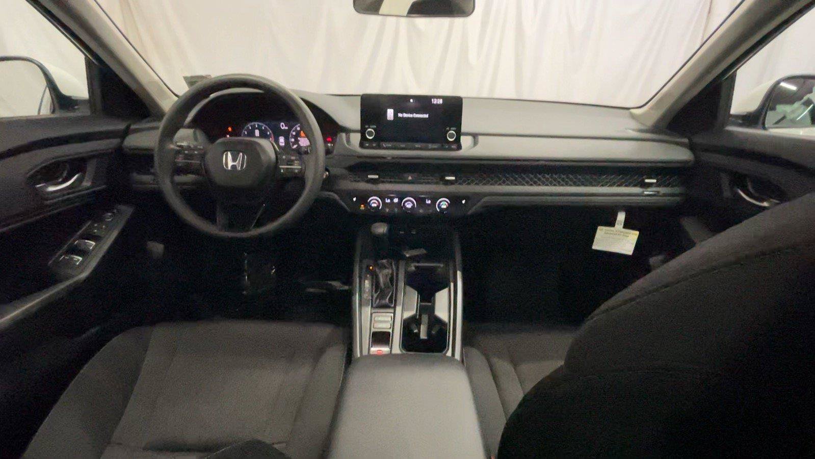 Certified 2024 Honda Accord EX image 27