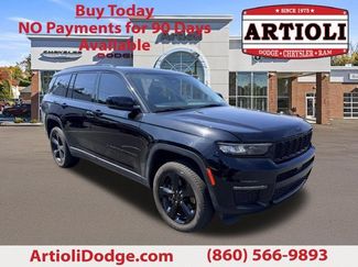 Used 2024 Jeep Grand Cherokee L Limited w/ Black Appearance Package AWD/4WD video 1