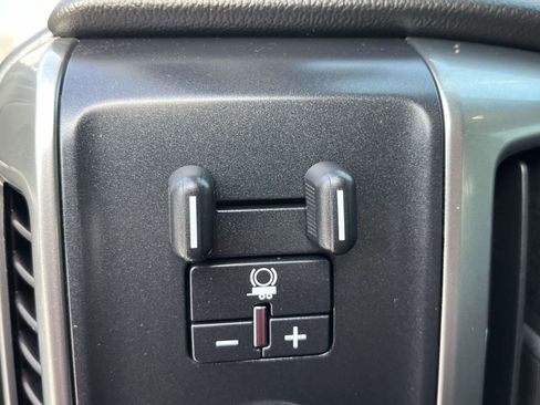 Used 2018 Chevrolet Silverado 1500 LT w/ All Star Edition image 15