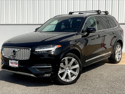 Used 2018 Volvo XC90 T6 Inscription w/ Convenience Package AWD/4WD image 2