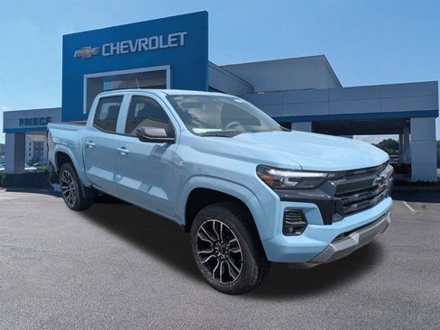 New 2025 Chevrolet Colorado Z71 w/ LPO, Skid Plate Package image 2