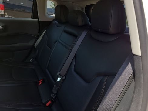 Used 2018 Jeep Compass Limited w/ Safe & Security Group AWD/4WD image 11