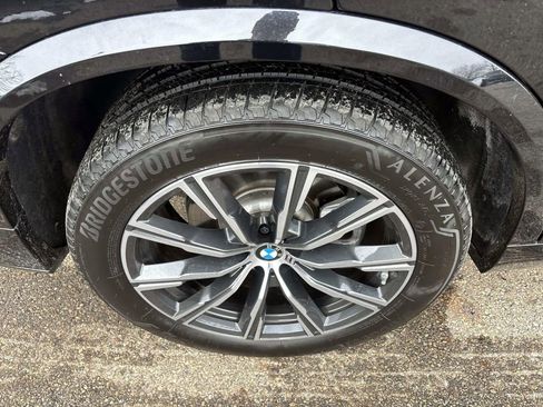 Used 2022 BMW X5 xDrive40i w/ M Sport Package image 10