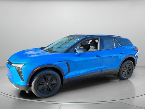 New 2025 Chevrolet Blazer EV LT w/ Midnight/Sport Edition AWD/4WD image 2
