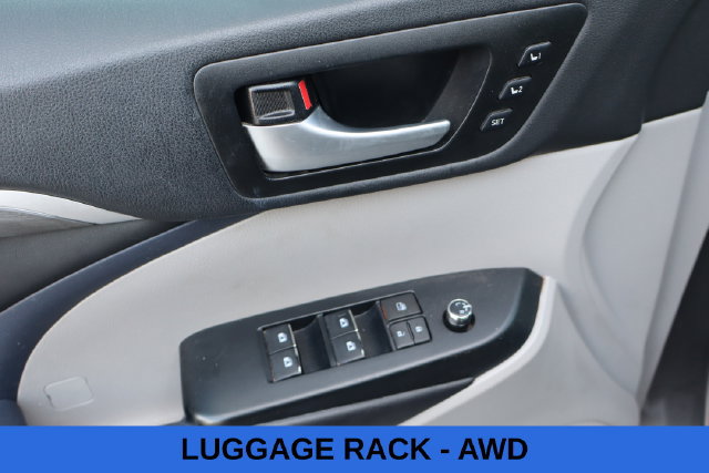 Used 2017 Toyota Highlander Limited AWD/4WD image 13