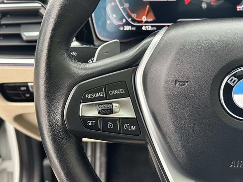 Used 2022 BMW 330i xDrive Sedan w/ Premium Package image 18