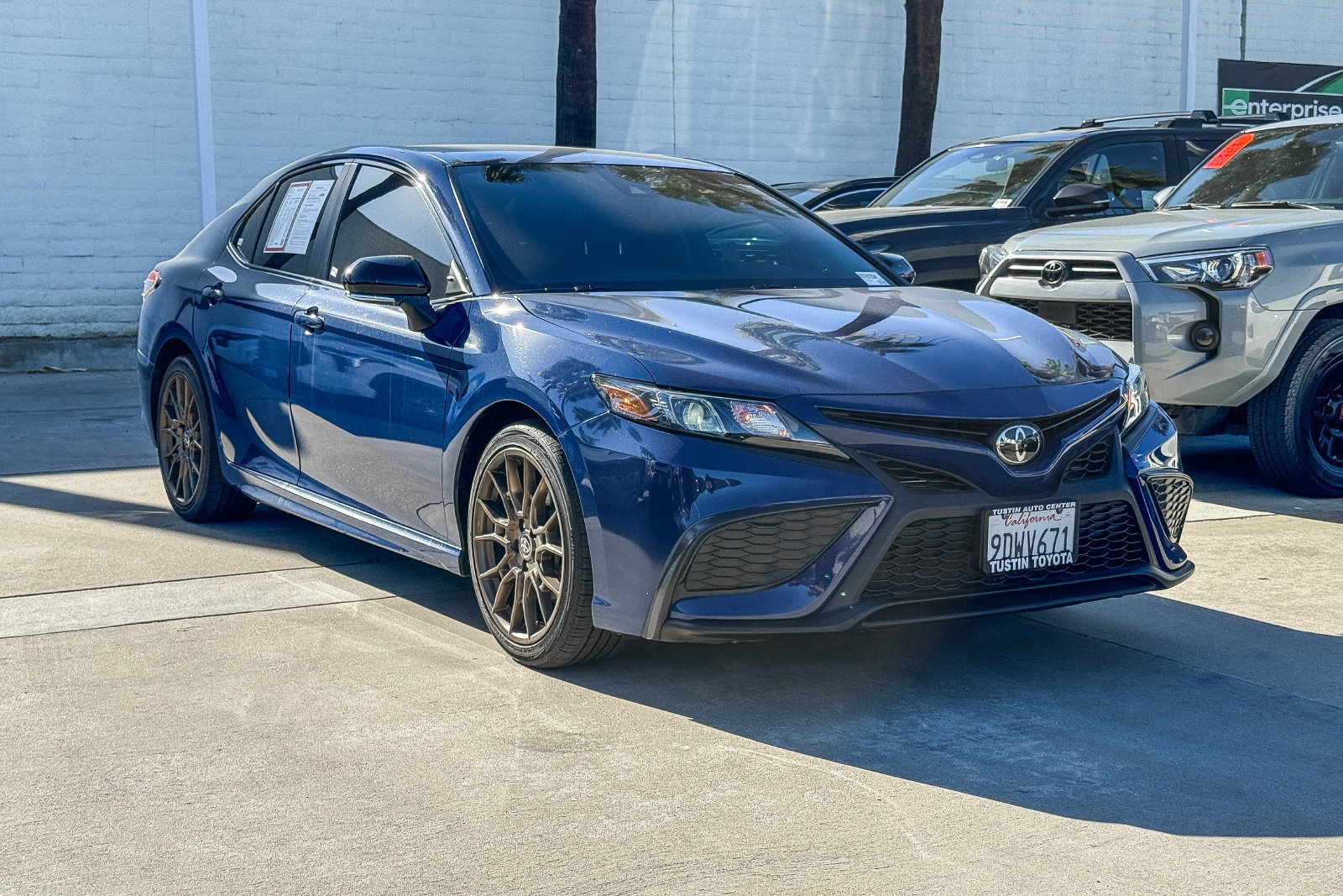 Certified 2023 Toyota Camry SE FWD image 3