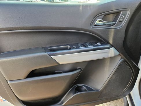 Used 2018 Chevrolet Colorado ZR2 AWD/4WD image 12