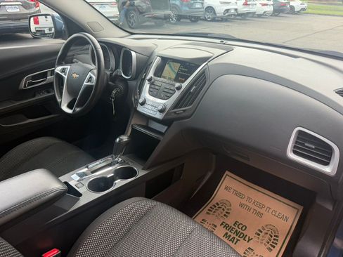 Used 2017 Chevrolet Equinox LT AWD/4WD image 34