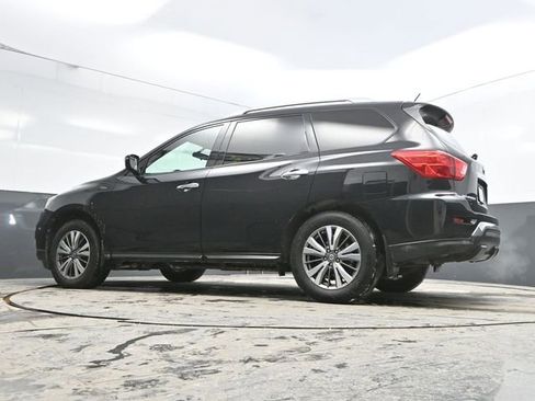 Used 2018 Nissan Pathfinder S image 33