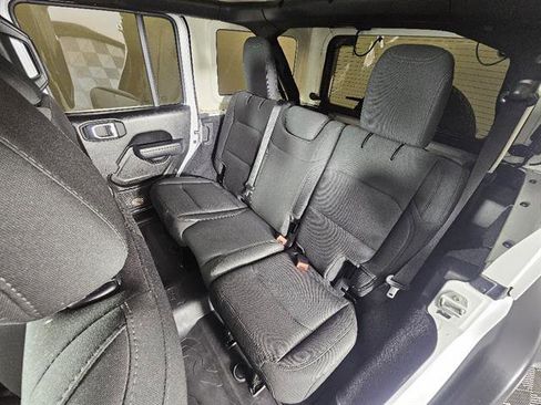 Used 2022 Jeep Wrangler Unlimited Sport image 22