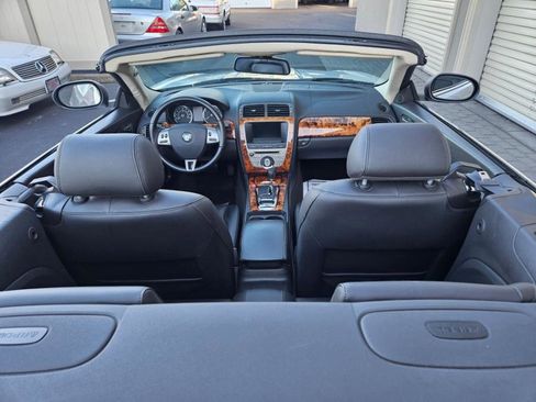 Used 2009 Jaguar XK Convertible image 22