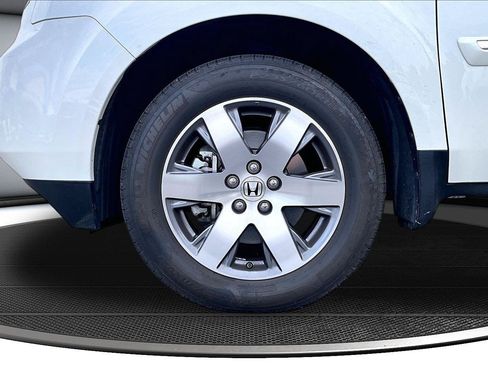 Used 2015 Honda Pilot Touring image 33