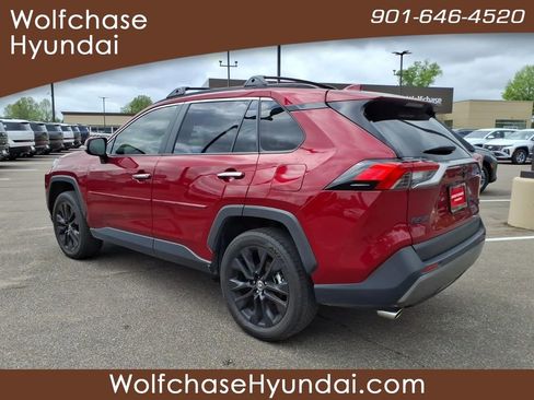 Used 2020 Toyota RAV4 Limited AWD/4WD image 5