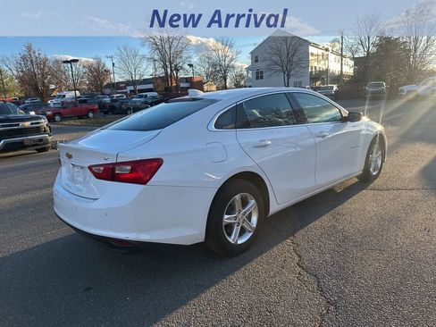Certified 2024 Chevrolet Malibu LT image 3