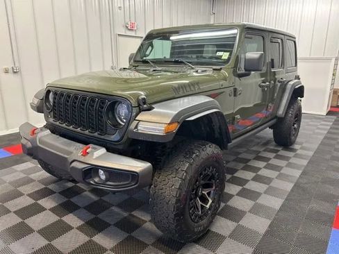 Used 2024 Jeep Wrangler Unlimited Sport AWD/4WD image 6