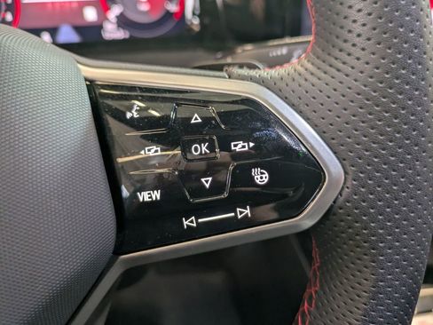 Used 2024 Volkswagen GTI SE FWD image 20