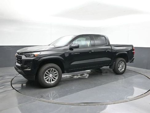 New 2026 Chevrolet Colorado LT w/ LT Convenience Package image 2