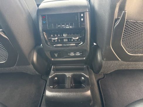 Certified 2023 Jeep Grand Cherokee L Laredo AWD/4WD image 9