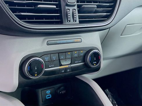 Used 2023 Ford Escape Active image 15