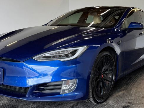 Used 2016 Tesla Model S 75 image 2