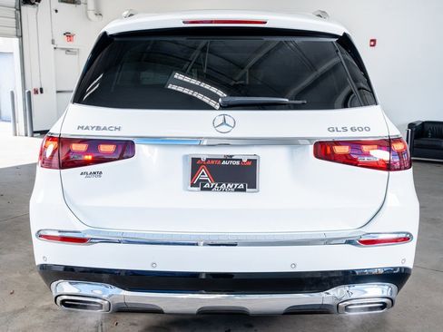 Used 2024 Mercedes-Benz Maybach GLS 600 4MATIC image 7