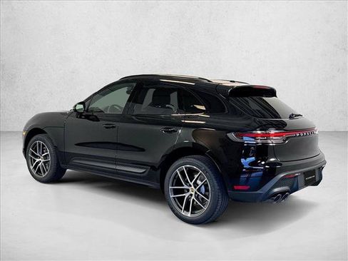 Used 2026 Porsche Macan AWD/4WD image 3