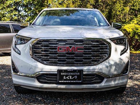 Used 2020 GMC Terrain Denali image 2