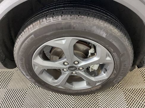 Used 2025 Ford Escape ST-Line AWD/4WD image 11