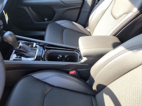 New 2026 Jeep Compass Latitude image 19