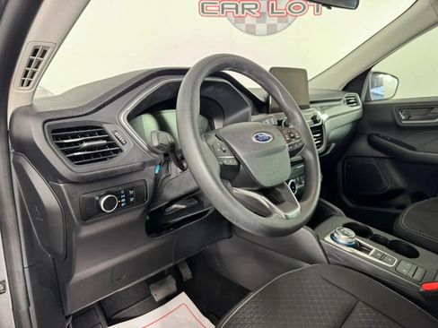 Used 2025 Ford Escape Active FWD image 10