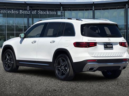 New 2026 Mercedes-Benz GLB 250 4MATIC image 6