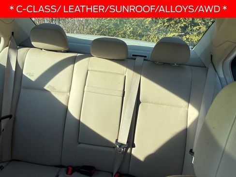 Used 2012 Mercedes-Benz C 300 4MATIC Sedan image 7