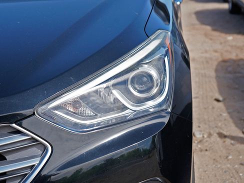 Used 2018 Hyundai Santa Fe Sport image 6