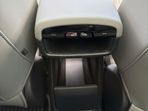 New 2026 Volvo EX30 Cross Country Ultra w/ Protection Package Premier image 50