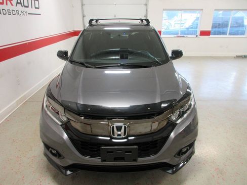 Used 2021 Honda HR-V Sport image 8