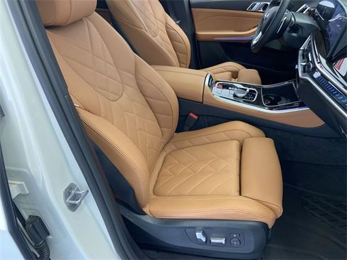 Used 2025 BMW X5 xDrive40i w/ Premium Package image 35