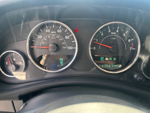 Used 2018 Jeep Wrangler Unlimited Sport S image 19