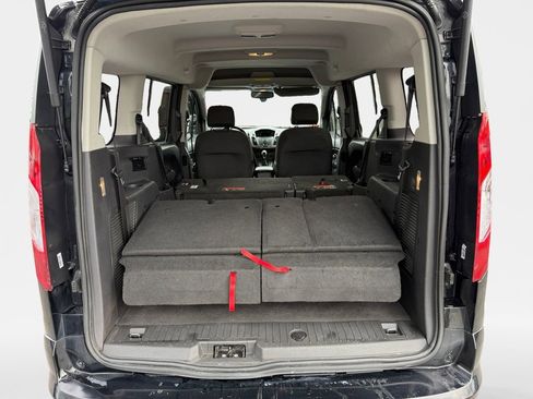 Used 2018 Ford Transit Connect XLT FWD image 23